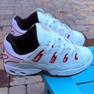 MENS OSIRIS D3 OG WHITE/RED/BLACK SKATEBOARDING SNEAKERS US SIZE 10 BARELY WORN